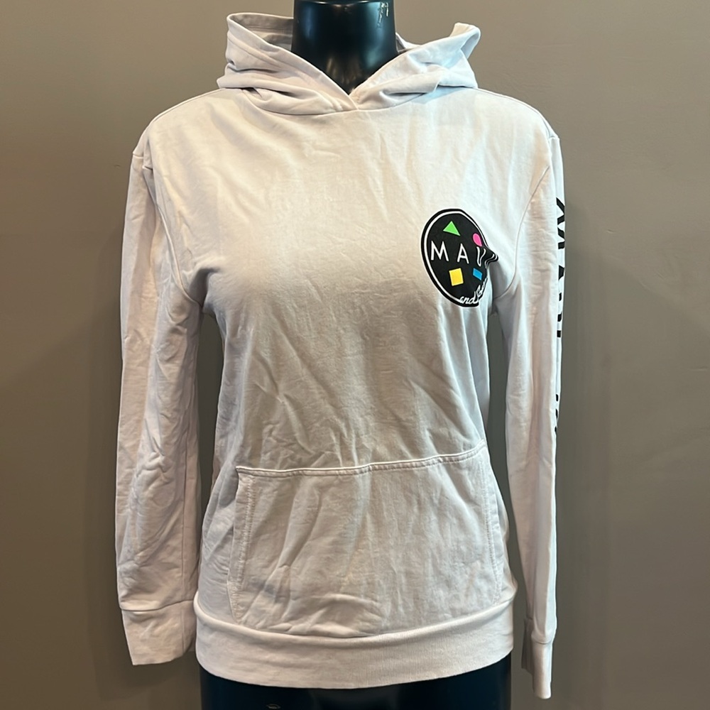 Long sleeve hooded shirt small